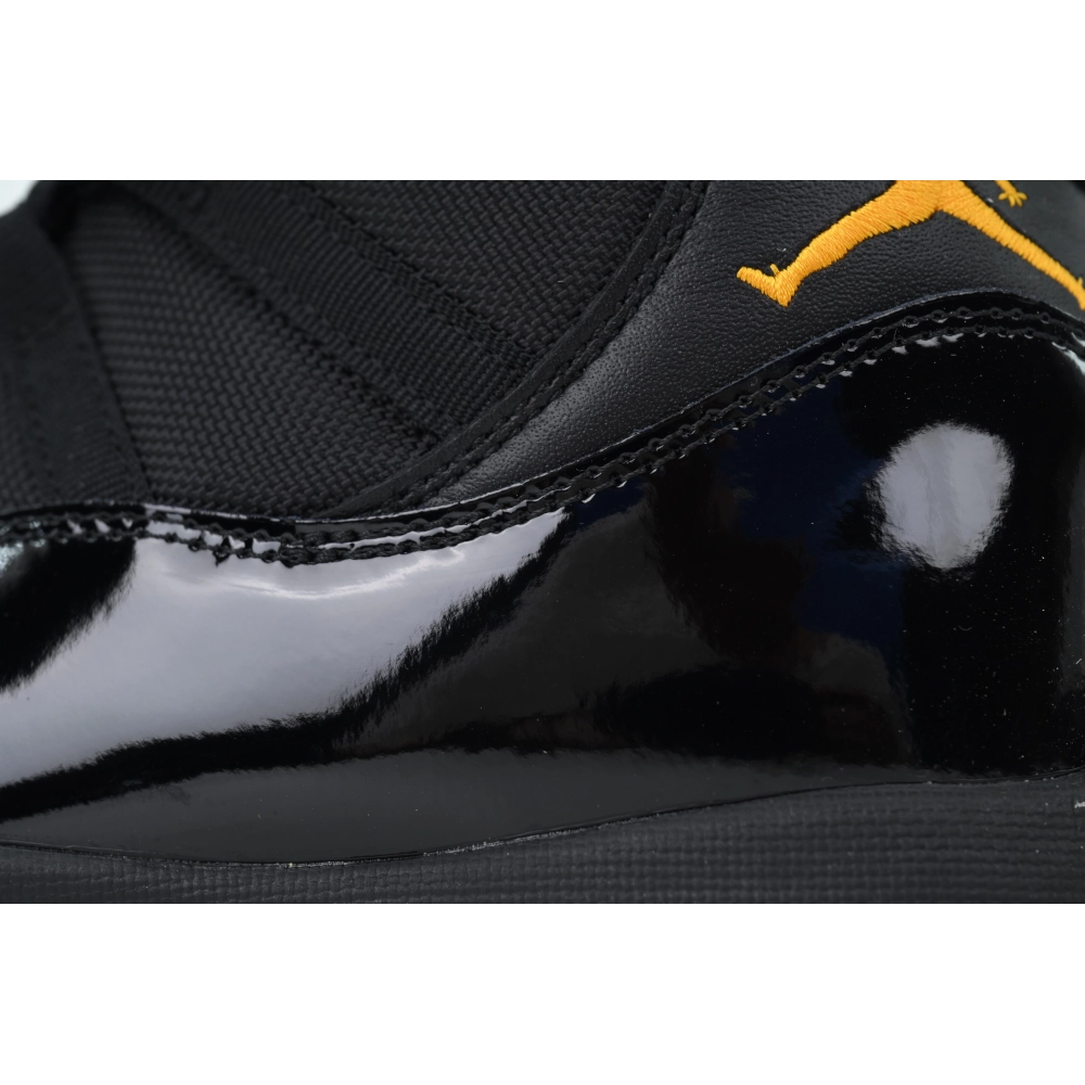 Air Jordan 11 Retro Tropical CT8012-037