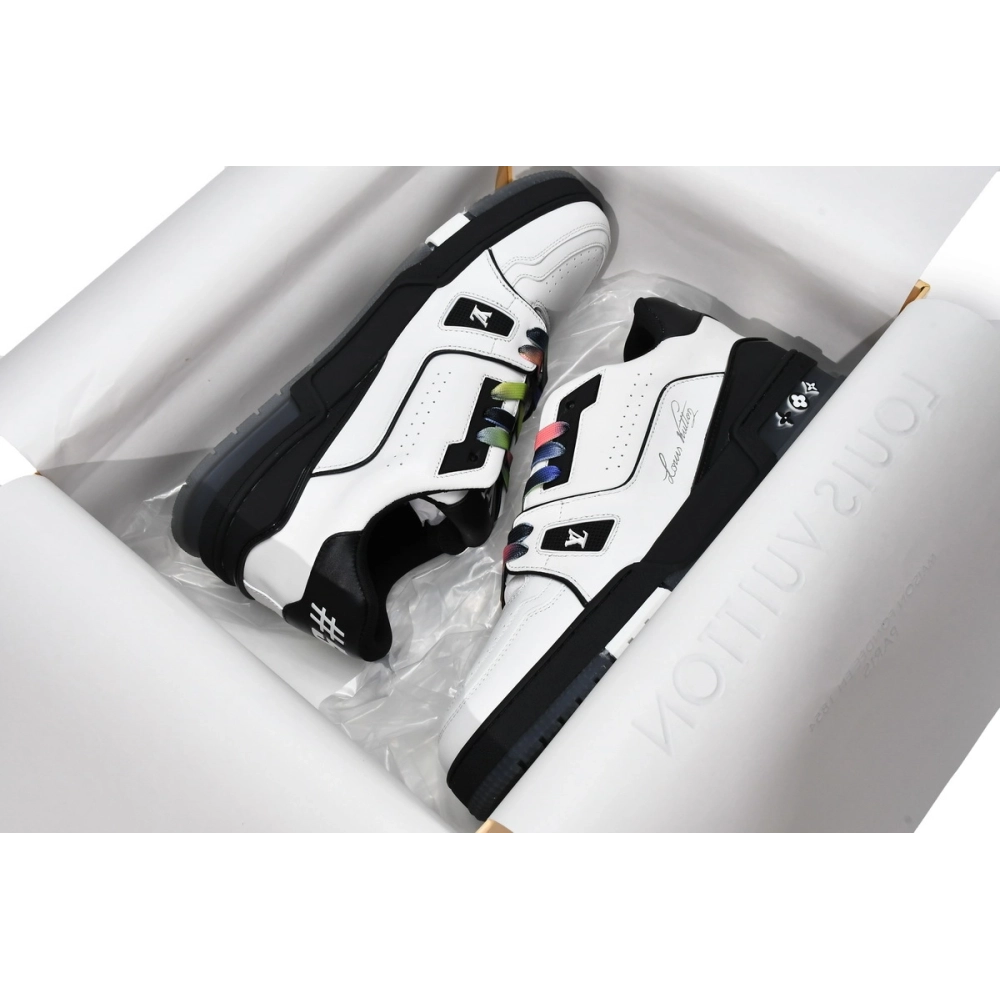 Louis Vuitton Trainer Black and White 1A9ADA