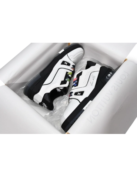 Louis Vuitton Trainer Black and White 1A9ADA