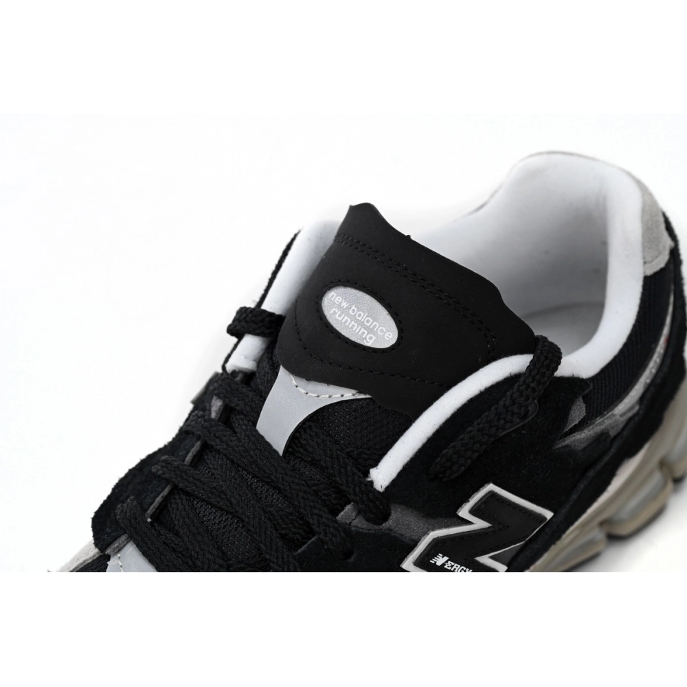 New Balance 2002R Protection Pack Black Grey M2002RDJ