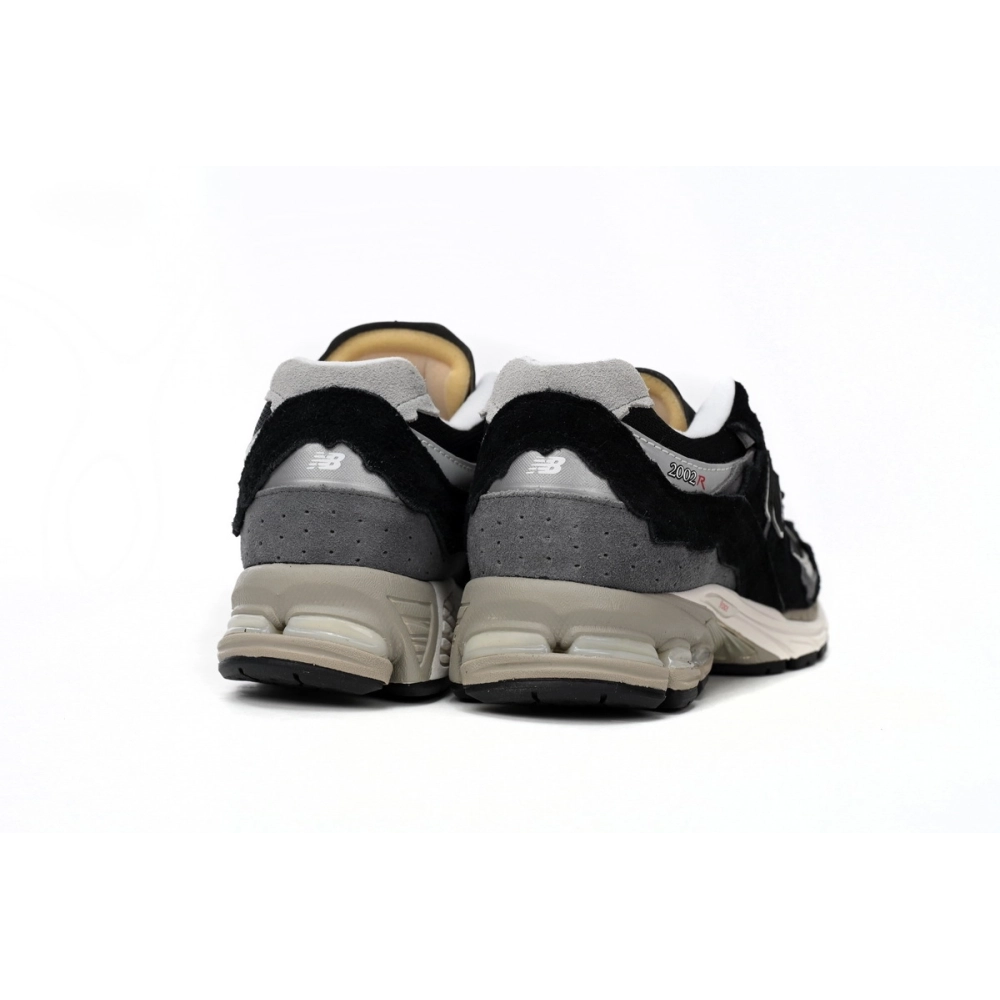 New Balance 2002R Protection Pack Black Grey M2002RDJ
