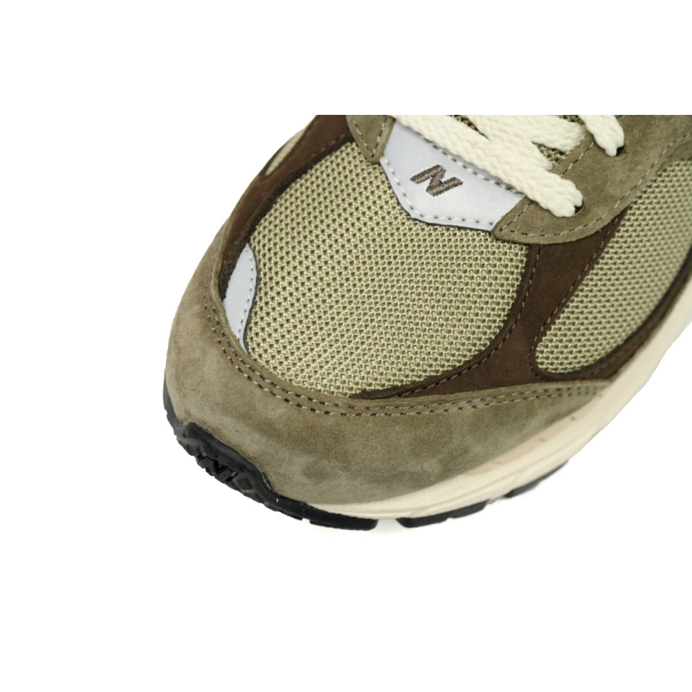 New Balance 2002R Olive Brown M2002RHN