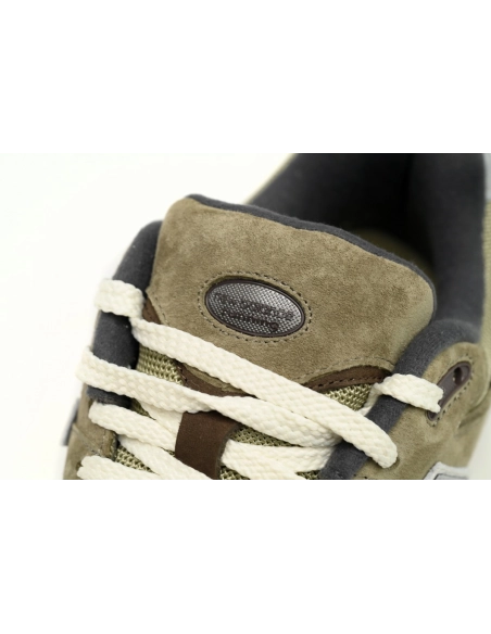 New Balance 2002R Olive Brown M2002RHN