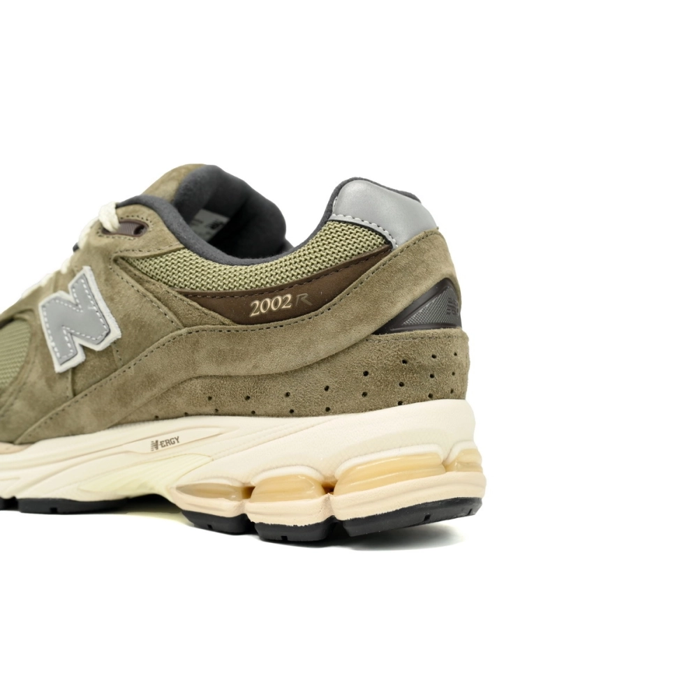 New Balance 2002R Olive Brown M2002RHN