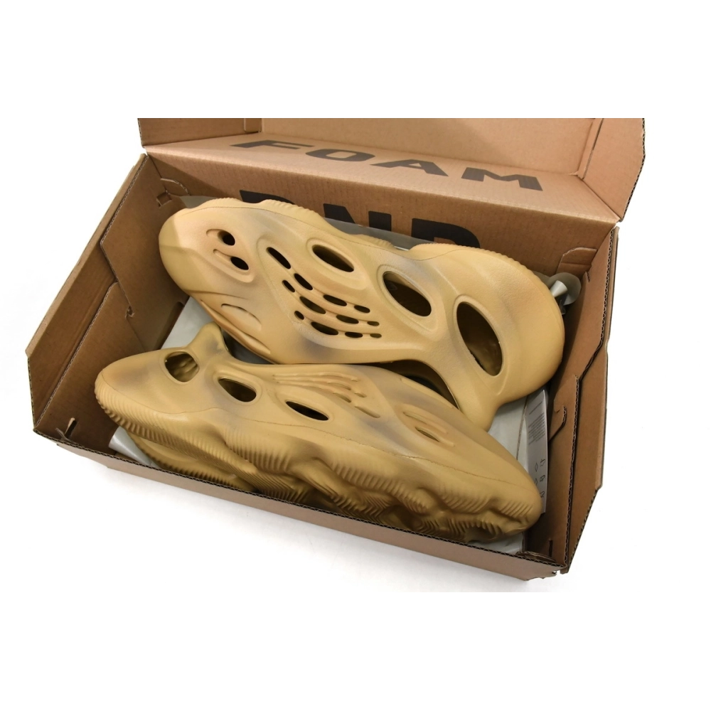 adidas Yeezy Foam Runner Desert Sand GV6843