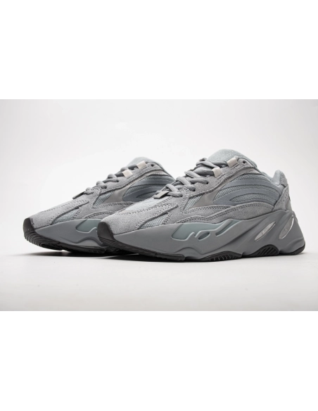 Adidas Yeezy 700 V2 Hospital Blue FV8424