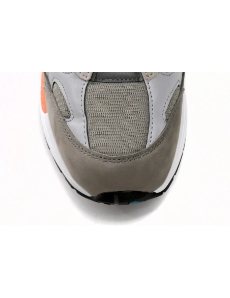 New Balance 992 WTAPS M992WT