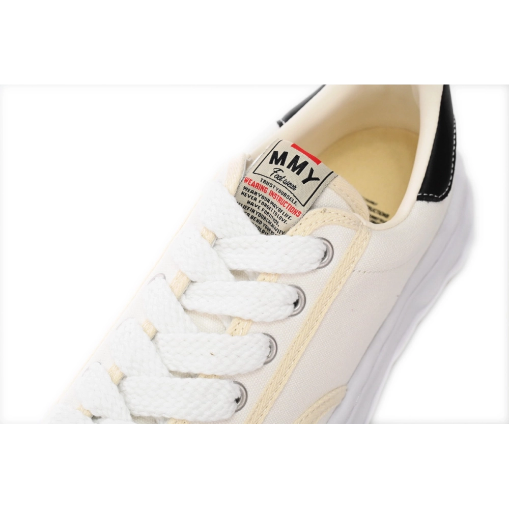 Maison Mihara Yasuhiro Retro White And Black Sole A06FW704 NO.704