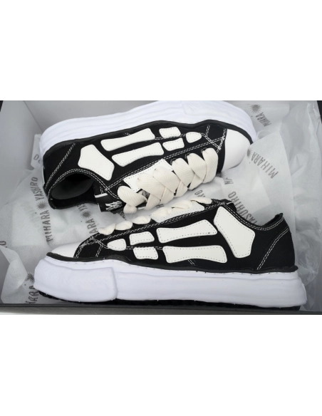 Mihara Yasuhiro x Amiri MMY Bones Skel-Top Low Black AMFOSR1076-001