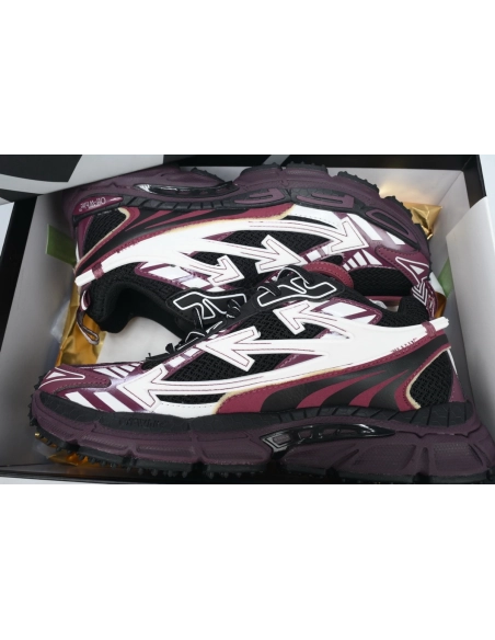 Off-White Be Right BacK Claret