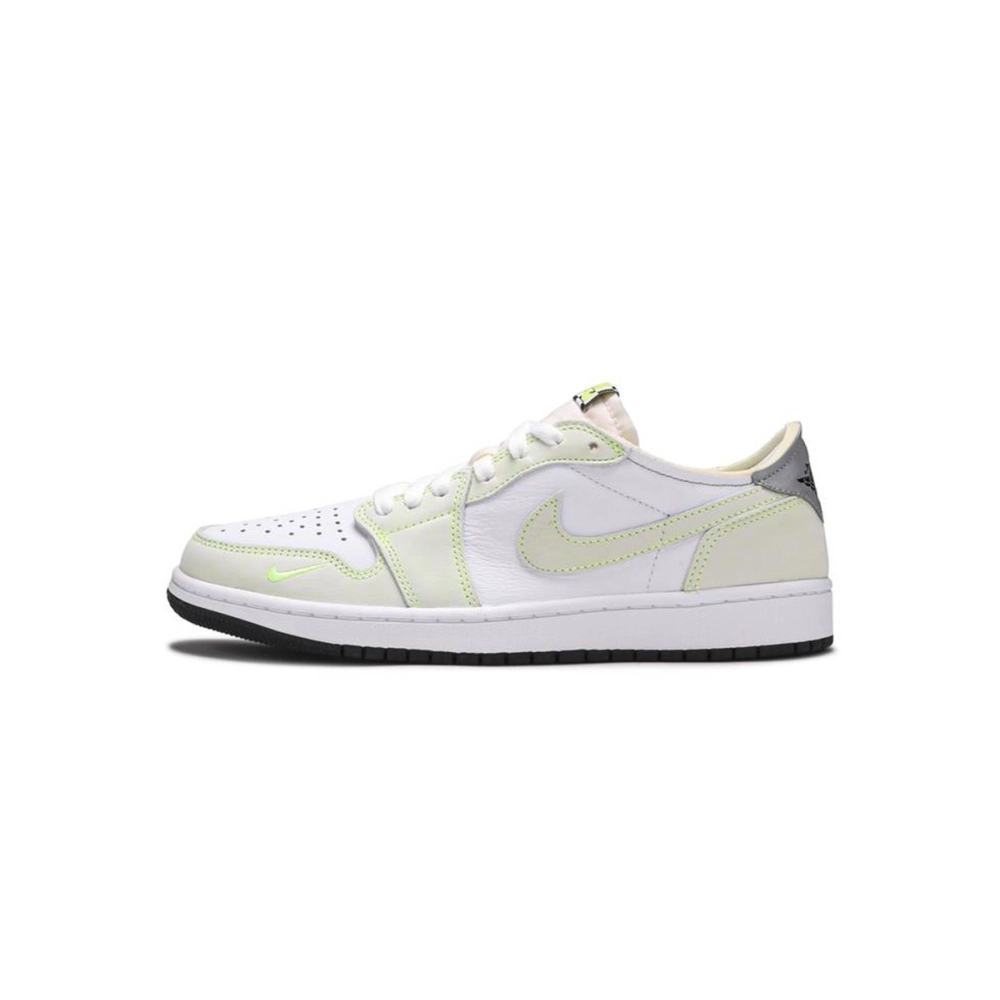 Air Jordan 1 Low OG Ghost Green DM7837-103