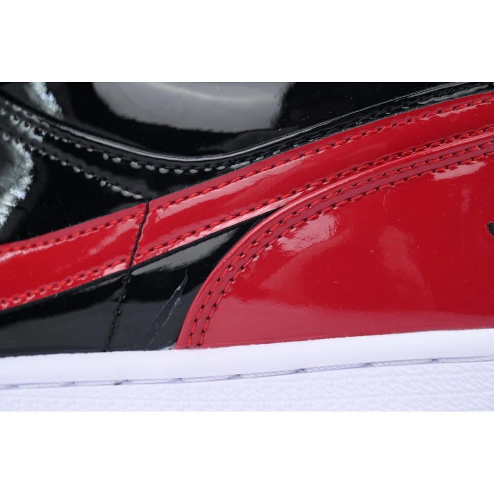 Air Jordan 1 Retro Low OG Black Red 553558-063