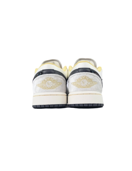 Air Jordan 1 Low SE Beaded Swoosh DV1762-001