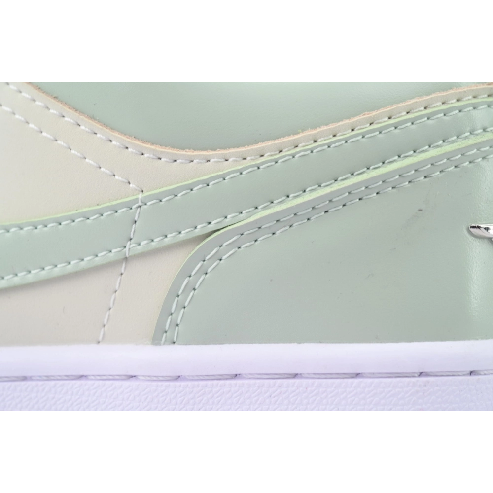 Air Jordan 1 Low SE Seafoam Sail HF4078-100