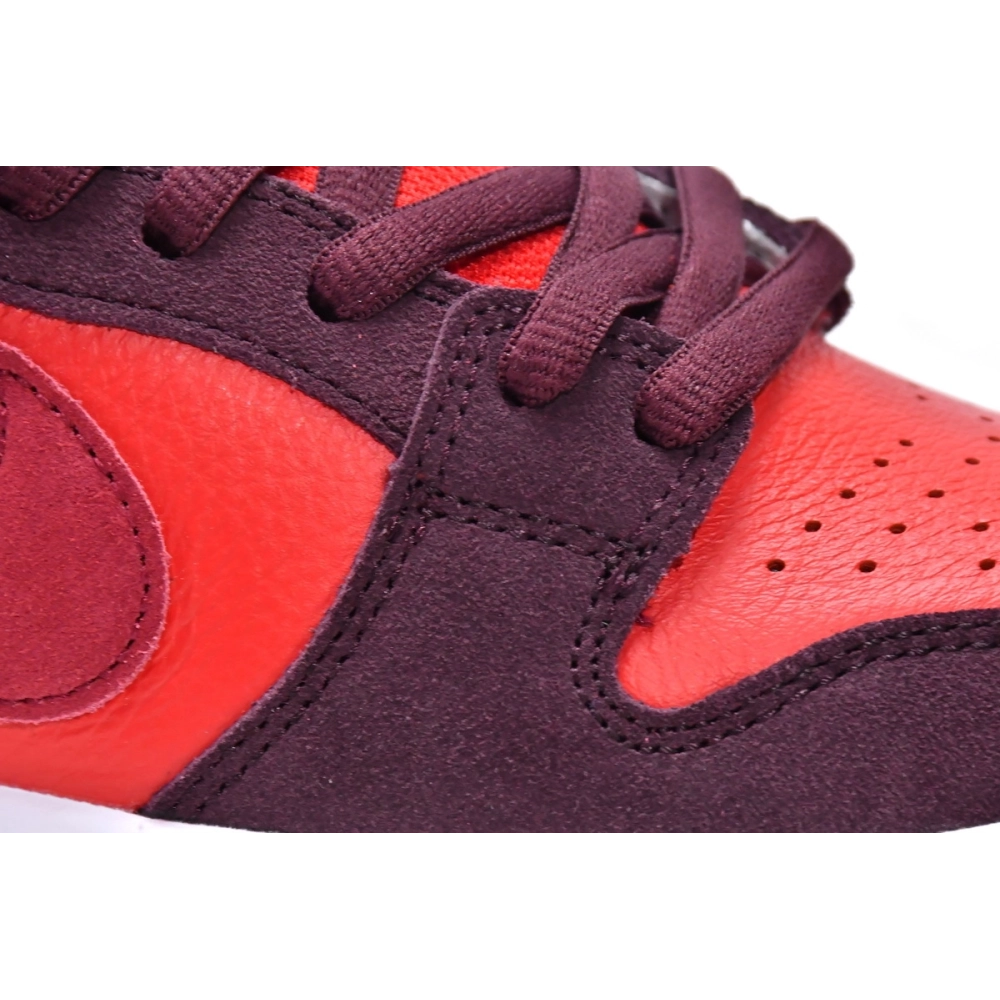 Nike SB Dunk Low Cherry DM0807-600