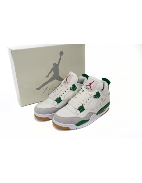 Air Jordan 4 Retro SB Pine Green DR5415-103