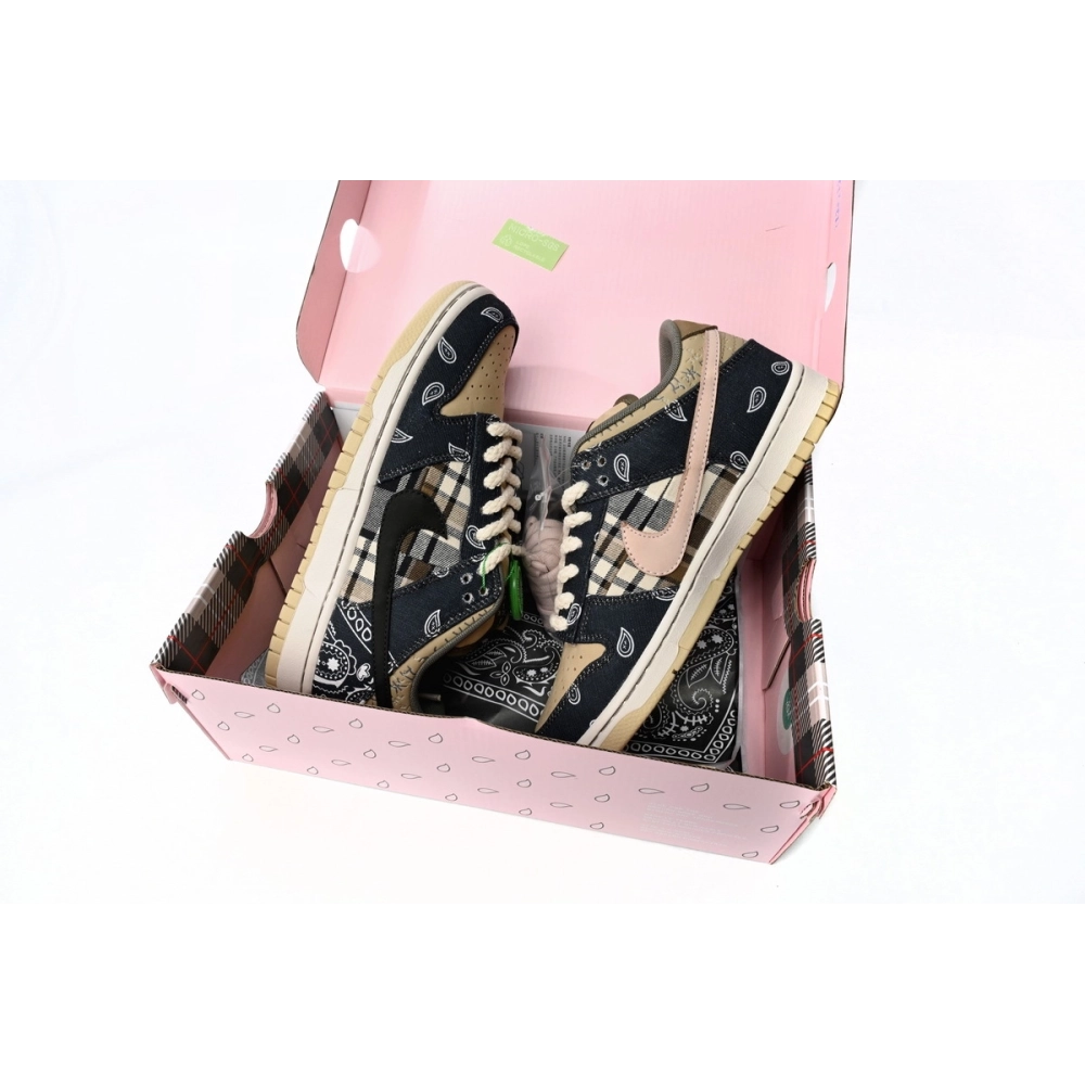 Nike Dunk SB Low Travis Scott CT5053-001