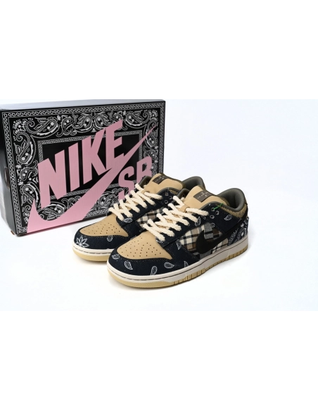 Nike Dunk SB Low Travis Scott CT5053-001