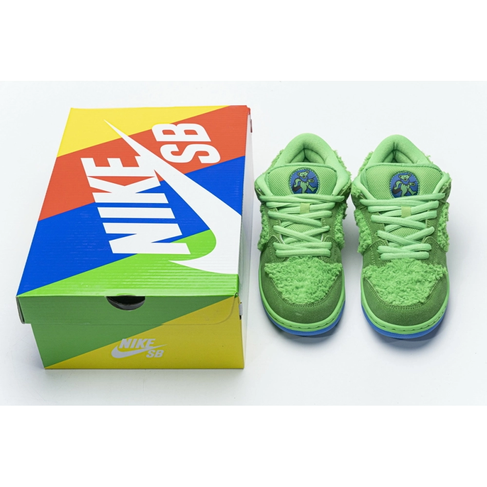 Nike Dunk SB Low Grateful Dead Bears Green CJ5378-300