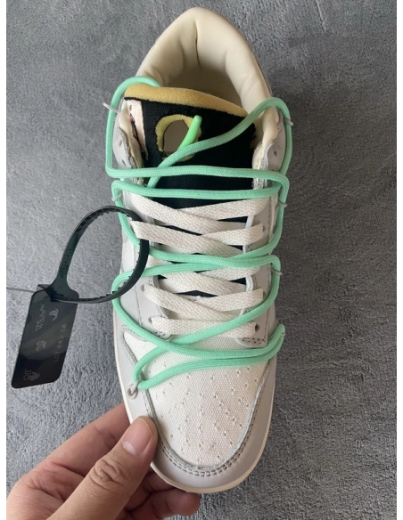 Nike Dunk Low Off-White Lot 4 DM1602-114