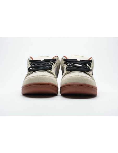 Nike Dunk SB Low Pro Hennessy BQ6817-100