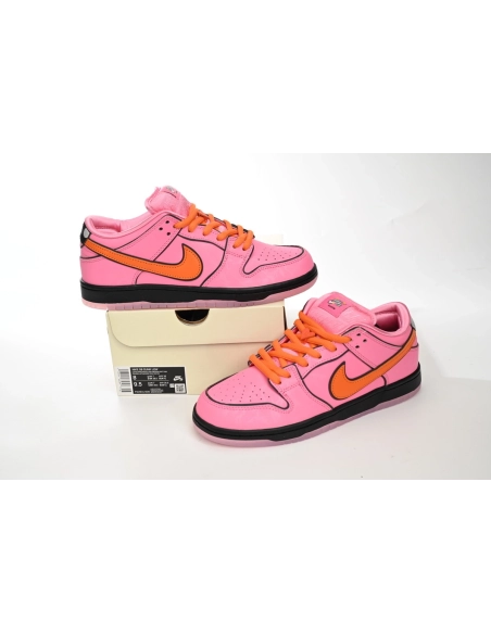 The Powerpuff Girls x Nike SB Dunk Low Blossom FD2631-600