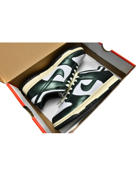 Nike Dunk Low Vintage Green DQ8580-100
