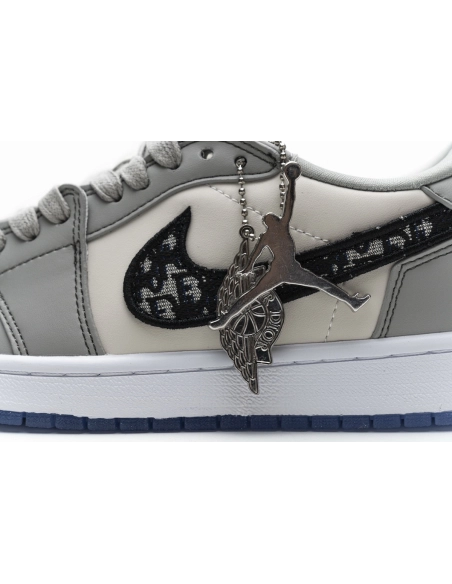 Air Jordan 1 Retro Low Dior CN8608-002
