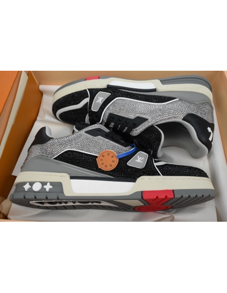 Louis Vuitton Trainer Black Grey Crystal 1ABOE2