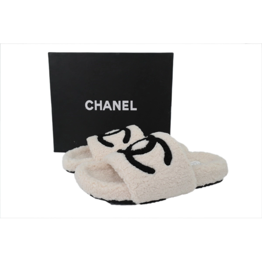 Chanel Wool Slippers White
