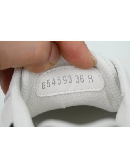 Alexander McQueen Sneaker Black Tail