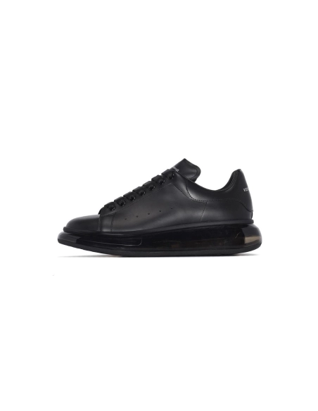 Alexander McQueen Oversized Black Shiny Sole 604232WHX981000