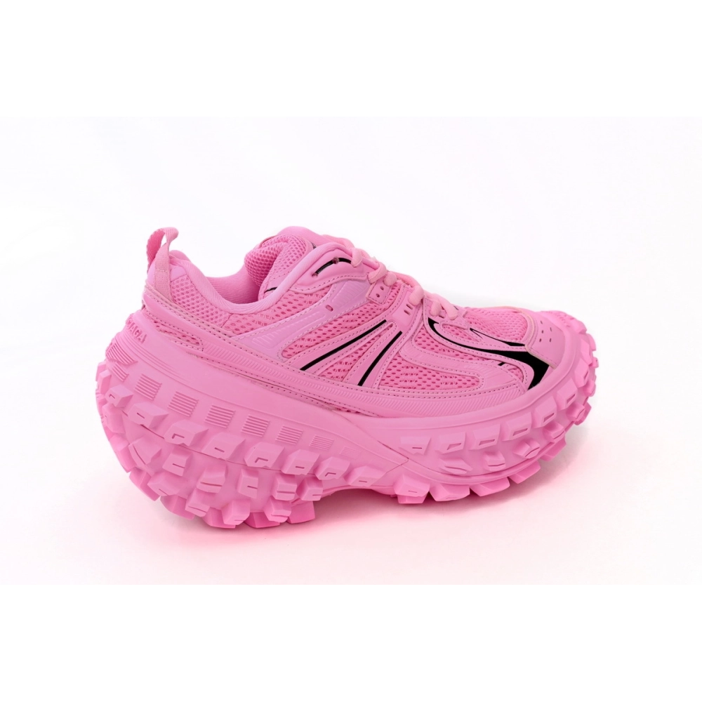 Balenciaga Defender Pink 685611W2RAA5000