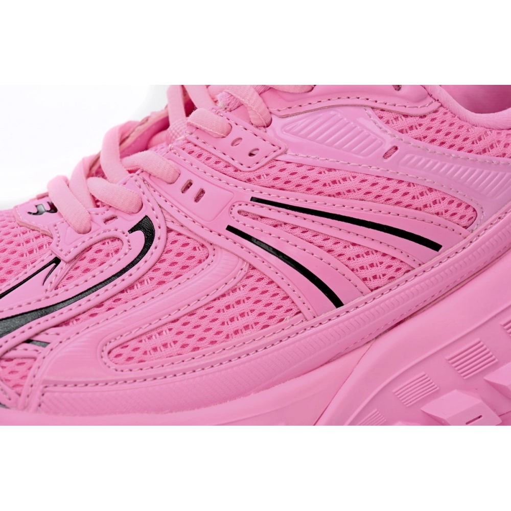 Balenciaga Defender Pink 685611W2RAA5000