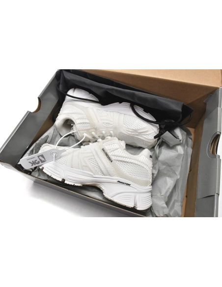 Balenciaga Phantom Triple White 679339W2E929000