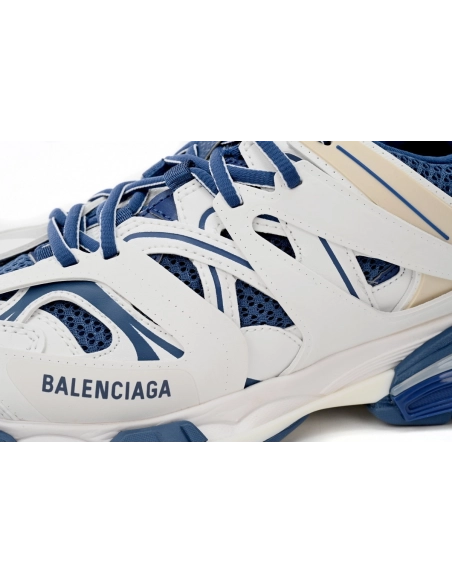 Balenciaga Track Worn Out In Light Grey 542023W1GC49050