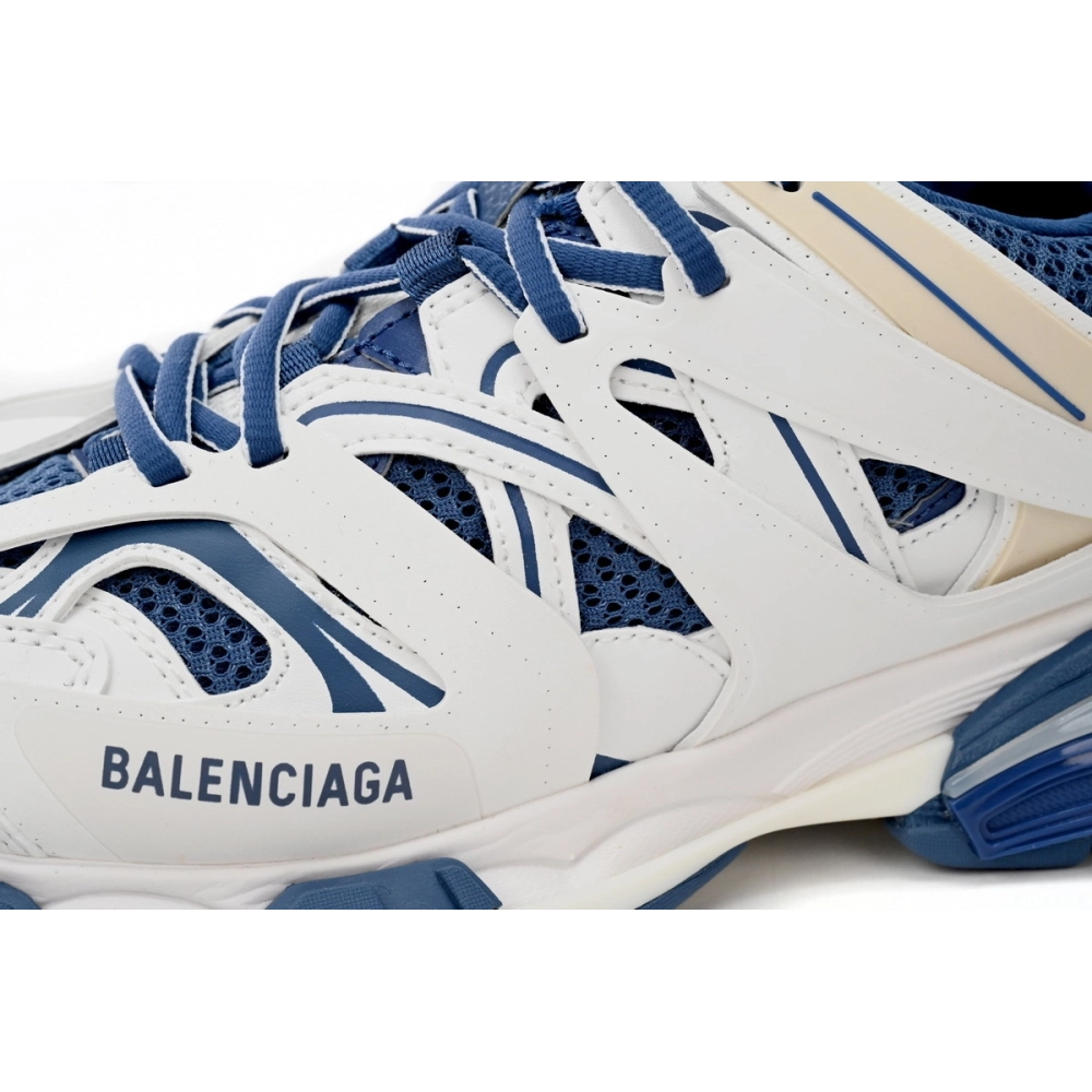 Balenciaga Track Worn Out In Light Grey 542023W1GC49050
