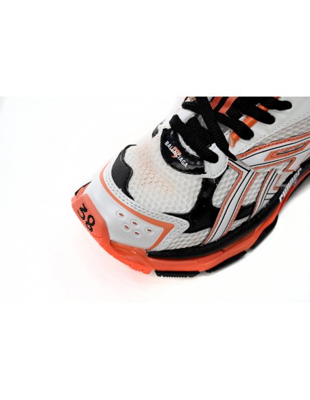 Balenciaga Runner Orange 677402W3RB79051