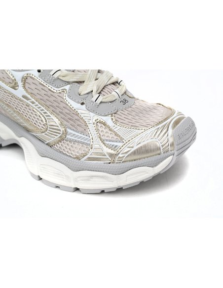 Balenciaga 3XL Sneaker in OFF White - 734734W3XL49191