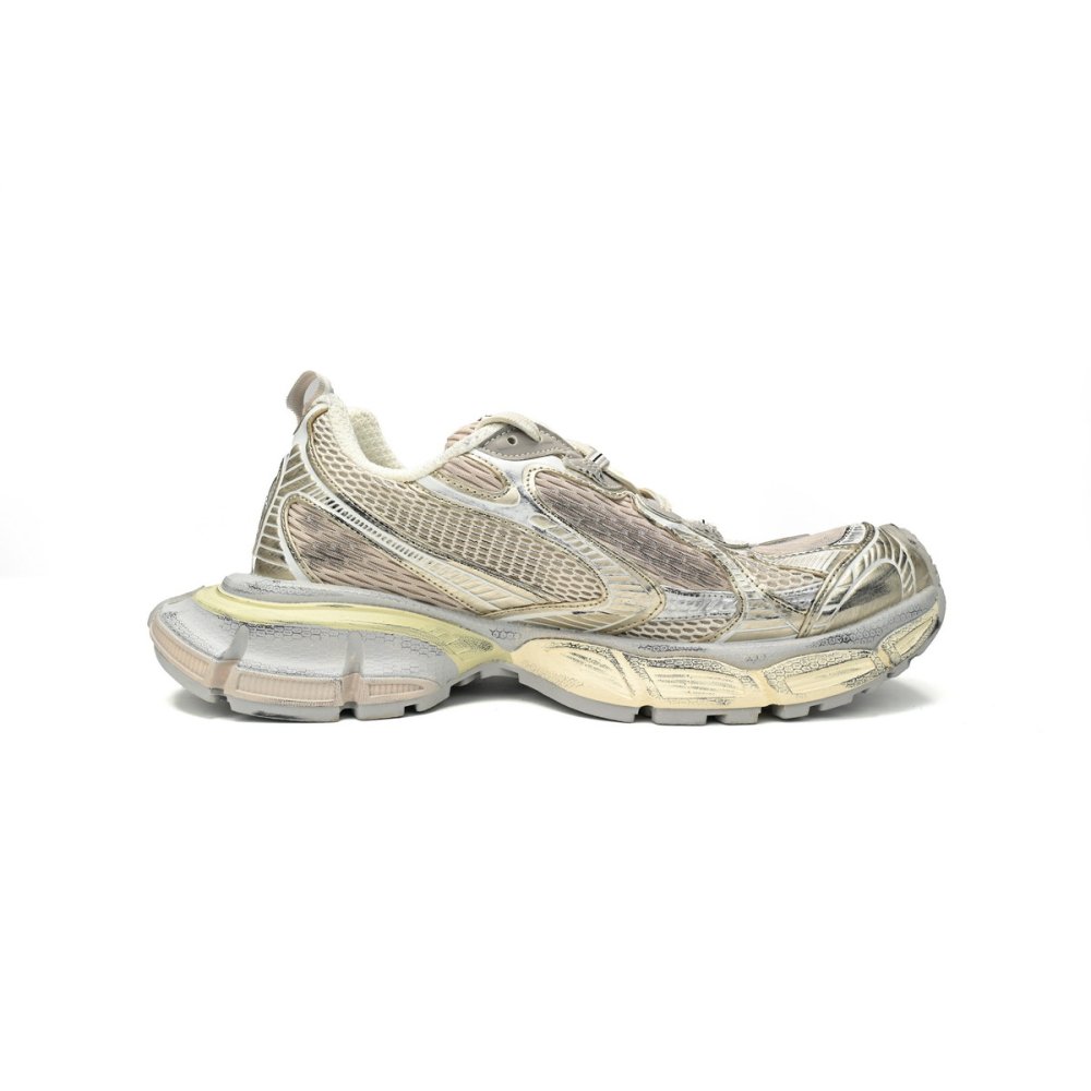 Balenciaga 3XL Sneaker in Pagne 734731W3XL79191