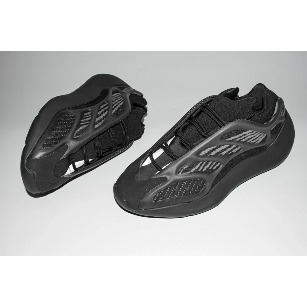 Adidas Yeezy 700 V3 Alvah H67799