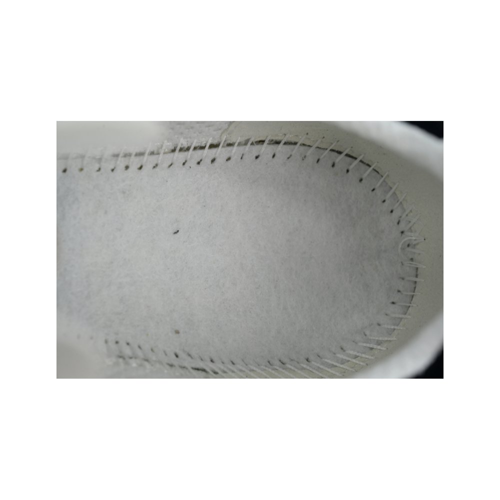 Chanel Interlocking CC Logo Calfskin Suede Calfskin Sneakers White