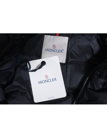 Moncler Stripe-Detail Padded Jacket,Moncler Jackets,Jackets,CLOTHES