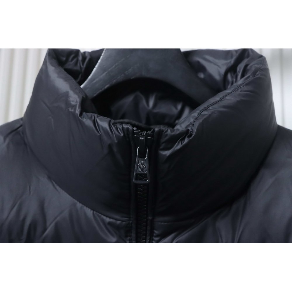 Moncler Logo Patch Zippered Stand-up Collar Black Down Jacket,Moncler Jackets,Jackets,CLOTHES