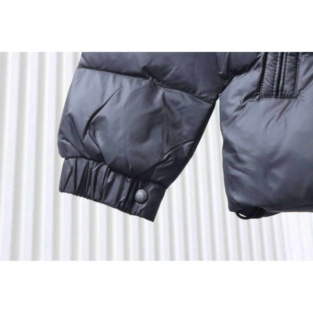 Moncler Logo Patch Zippered Stand-up Collar Black Down Jacket,Moncler Jackets,Jackets,CLOTHES