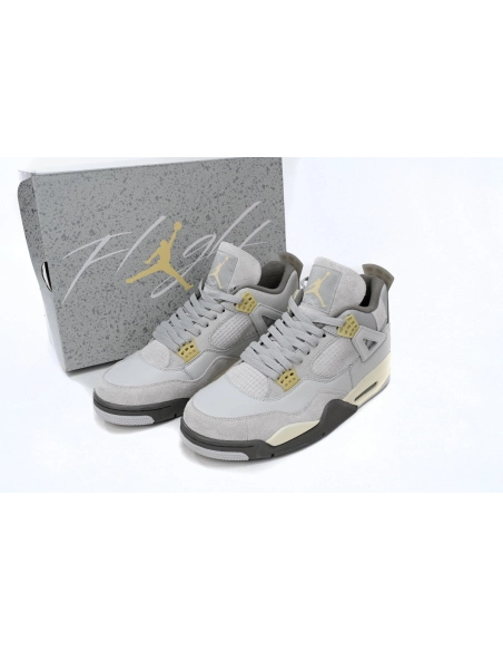 Air Jordan 4 Retro SE Craft Photon Dust DV3742-021