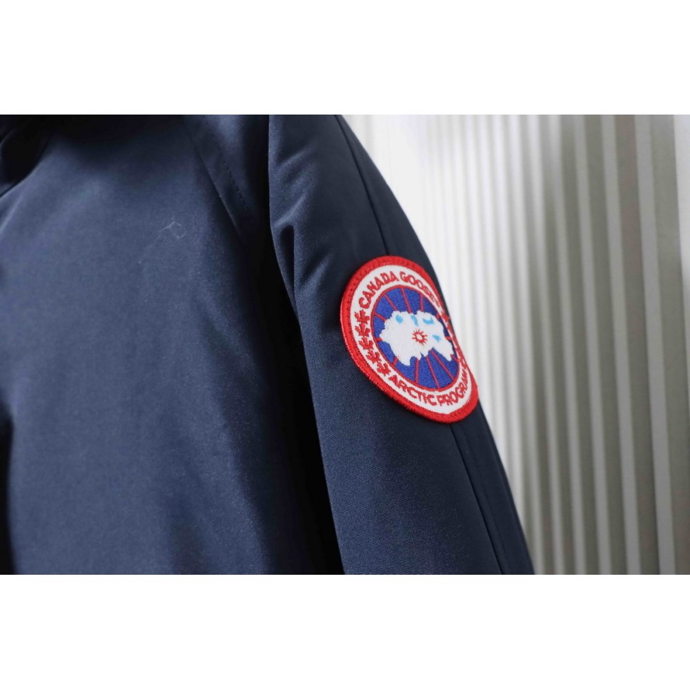 Canada Goose Chilliwack Bomber Jacket Short Down Jacket PBI Dark Blue,Canada Goose Jackets,Jackets,CLOTHES