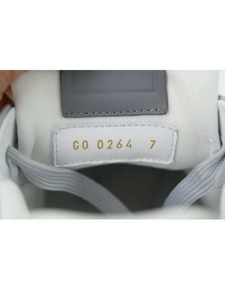 Louis Vuitton Trainer Gray ,Louis Vuitton Trainer,LOUIS VUITTON,LUXURY SHOES