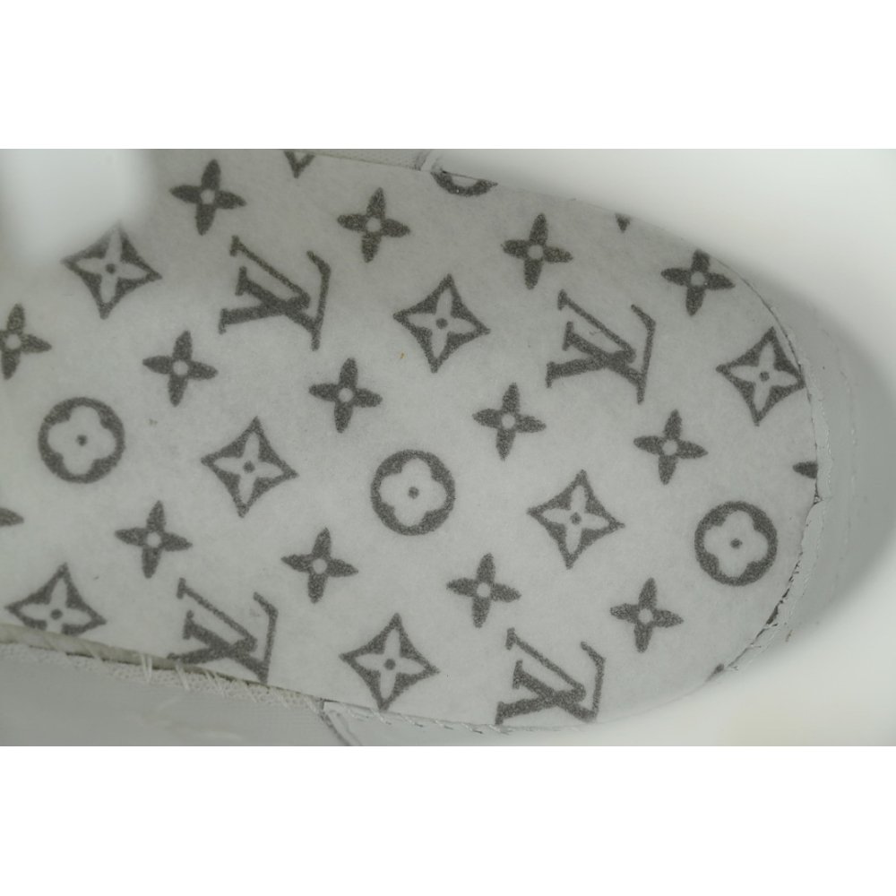 Louis Vuitton Trainer Pink ,Louis Vuitton Trainer,LOUIS VUITTON,LUXURY SHOES