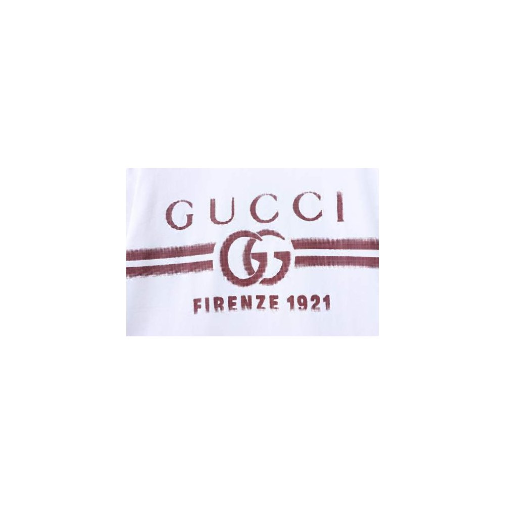 Gucci Red and White Gradient Belt Print T-shirt White,Gucci T-shirts,T-Shirts,CLOTHES
